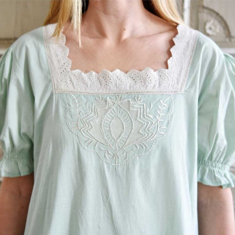 Audrey naisten yöpaita