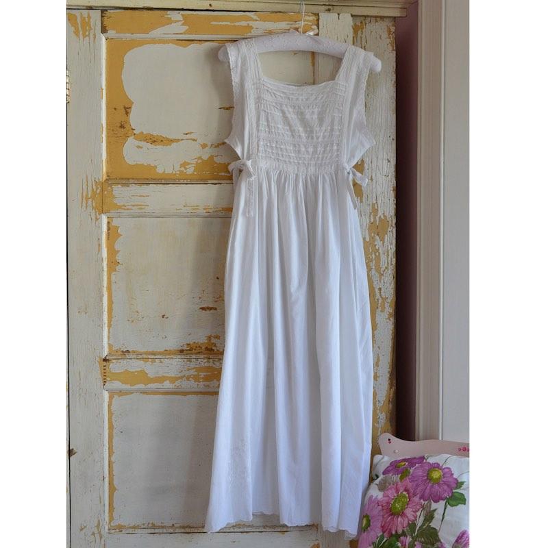 Lorna women's short-sleeved nightgown