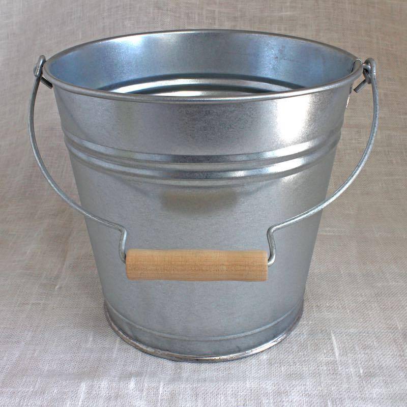 Tin bucket 10 l