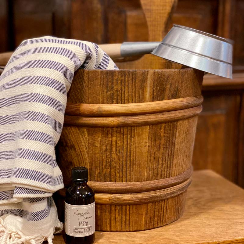 Wooden keel tarred 7 liters