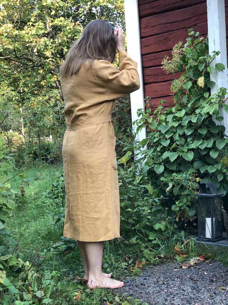Mailin Linen bathrobe mustard