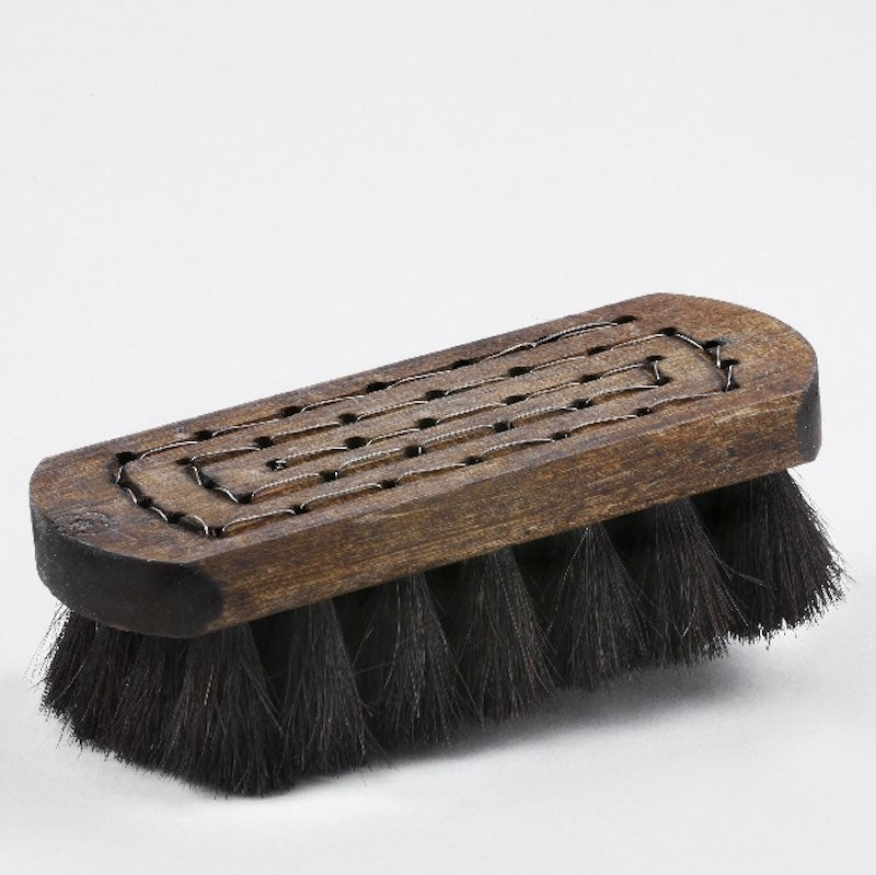 Tarred horsehair brush