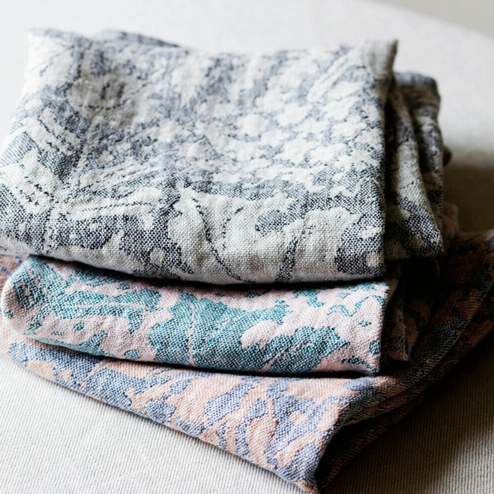 Wild herbs, small towel 48 x 70 cm 